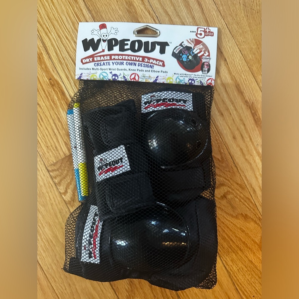 Wipeout Dry Erase Protective 3 Pack - NWT knee pads and elbow pads